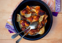 Receita de hoje: Frango com Damascos