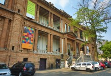Pinacoteca de São Paulo comemora 110 anos com festa