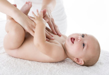 Aprenda a realizar a massagem Shantala