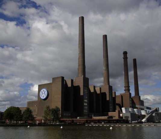 Fraude ambiental da VW – engenheiros admitem erro e investidor quer indenização