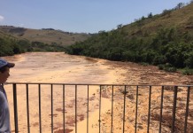 Destruição ambiental de Minas Gerais ao Espírito Santo