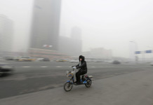 China fecha milhares de fábricas por causa da poluição