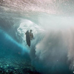 160408103802_caters_underwater_surfin-5