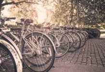 Bicicletas viram alternativa para trânsito caótico no Brasil