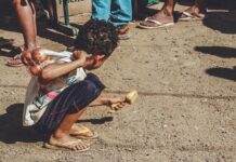 Produtores orgânicos e convencionais doam alimentos frescos no combate à fome